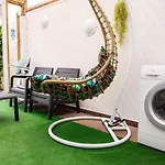 Maison De Restylee Avec Jardin, Proche Gare