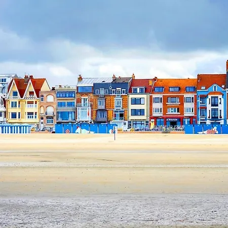 Maison De Restylee Avec Jardin, Proche Gare