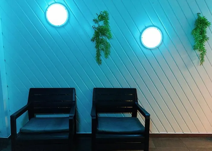 Maison De Restylée Avec Jardin, Proche Gare