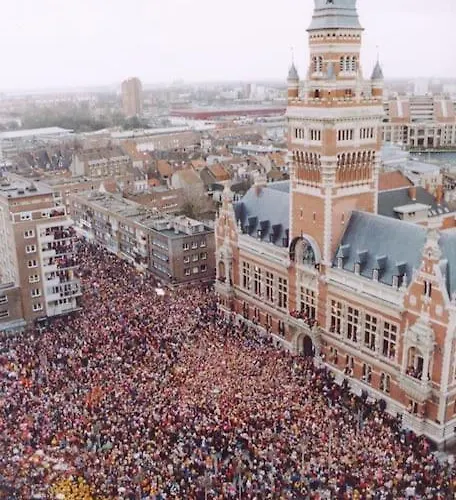Maison De Restylée Avec Jardin, Proche Gare Hébergement de vacances *