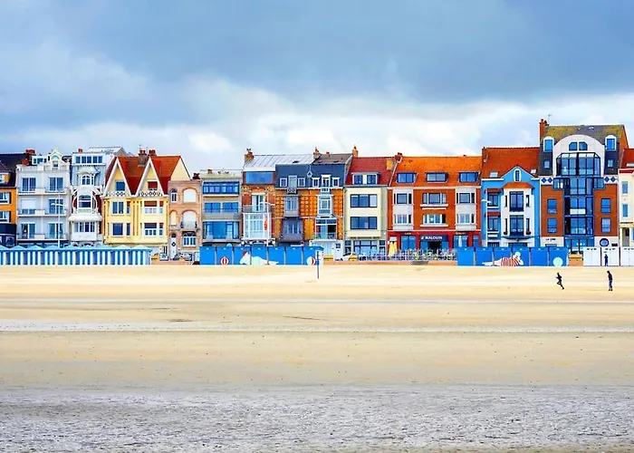 Maison De Restylée Avec Jardin, Proche Gare