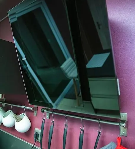 Maison De Restylée Avec Jardin, Proche Gare Hébergement de vacances Dunkirk