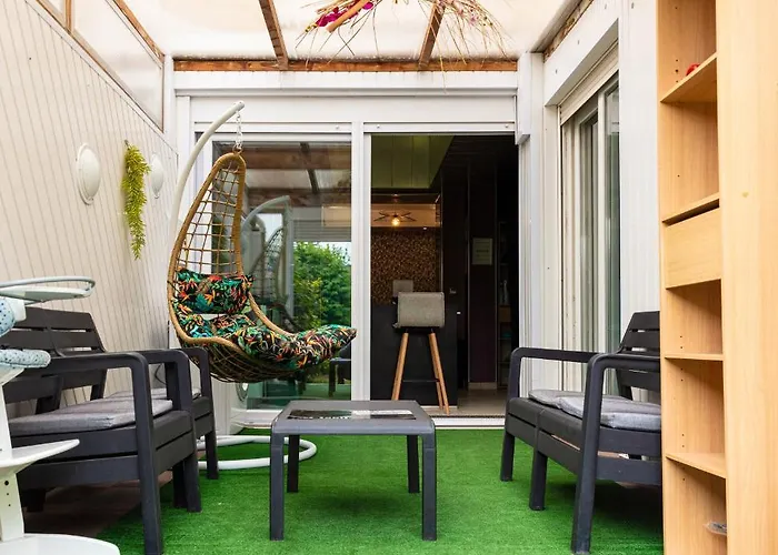 Hébergement de vacances Maison De Restylée Avec Jardin, Proche Gare Dunkirk