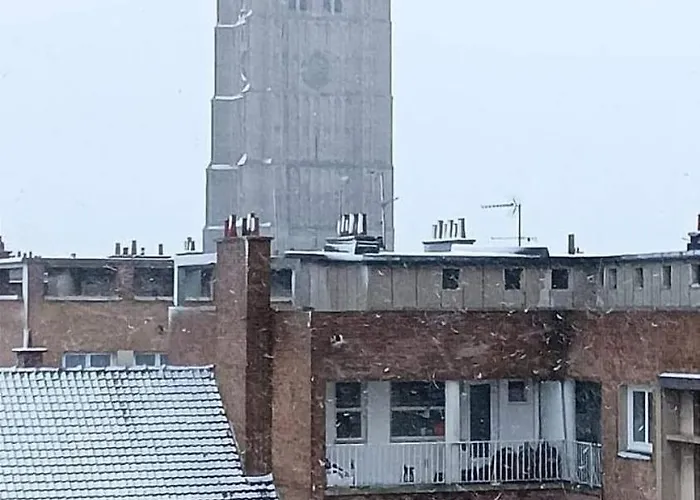 Maison De Restylée Avec Jardin, Proche Gare Hébergement de vacances Dunkirk