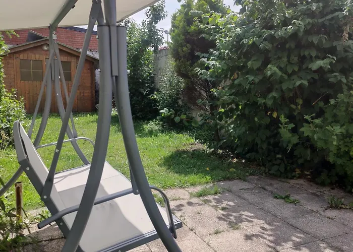 Maison De Restylée Avec Jardin, Proche Gare Hébergement de vacances *